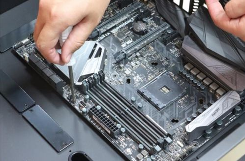Win7旗艦版系統電腦啟動不了怎么辦？